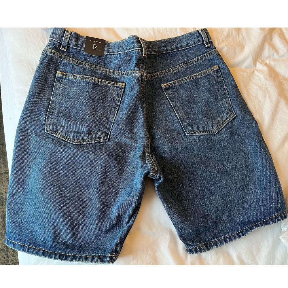 NWT Club Room Blue Jean Bermuda Shorts Men's Size 32 Blue Denim Pockets
